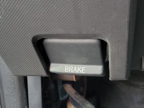 Used 2015 Ford F550 2WD Regular Cab Super Duty image 27