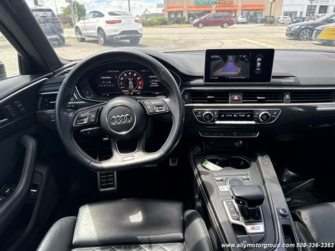 Used 2019 Audi S4 Premium Plus w/ Premium Plus Package AWD/4WD image 18