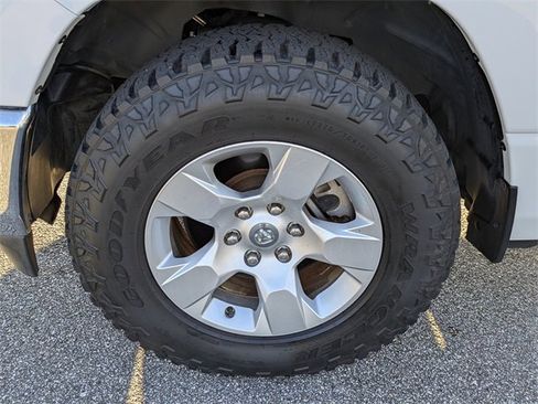 Used 2019 RAM 1500 Big Horn image 12