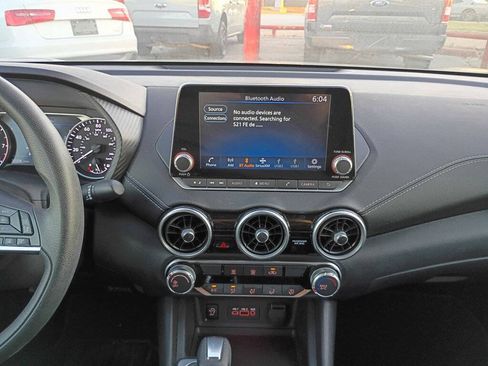 Used 2024 Nissan Sentra SV FWD image 20
