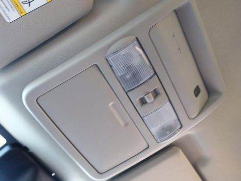 New 2026 Nissan Frontier S image 17