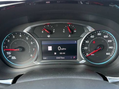 Used 2023 Chevrolet Traverse RS AWD/4WD image 13