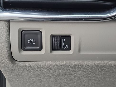 Used 2023 Cadillac XT4 Luxury image 26