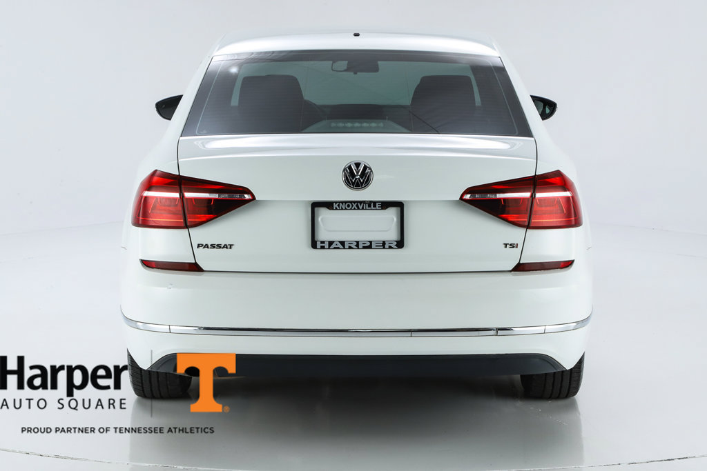 Used 2018 Volkswagen Passat 2.0T S w/ Driver Assistance Package FWD image 8