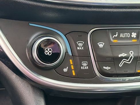 Used 2017 Chevrolet Volt Premier w/ Driver Confidence II Package image 21