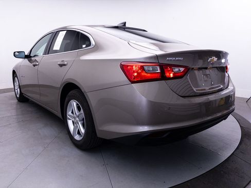 Used 2024 Chevrolet Malibu LS FWD image 11