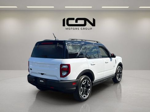 Used 2023 Ford Bronco Sport Outer Banks w/ Tech Package AWD/4WD image 5
