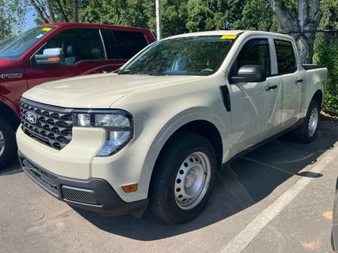 Used 2025 Ford Maverick XL FWD image 1
