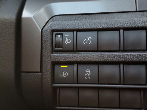 New 2026 Toyota Tacoma TRD Off-Road AWD/4WD image 31