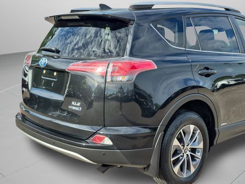 Used 2016 Toyota RAV4 XLE w/ Convenience Package image 31