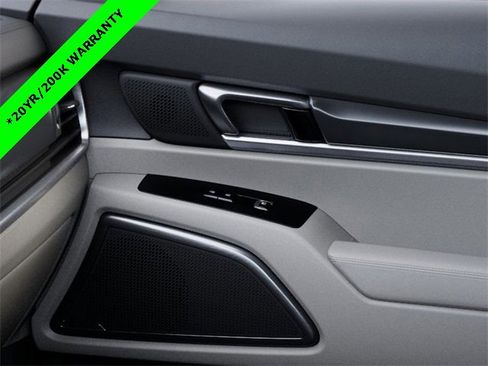 New 2025 Kia Telluride S image 25