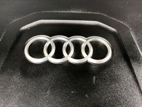 Used 2021 Audi Q7 3.0T Premium Plus w/ Premium Plus Package image 32