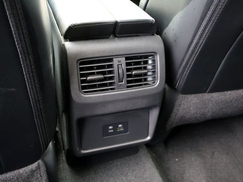 Used 2023 Nissan Rogue SV w/ SV Premium B Package FWD image 27