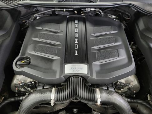 Used 2016 Porsche Cayenne GTS AWD/4WD image 35