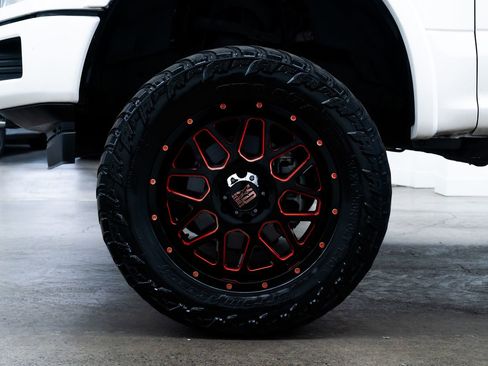 Used 2018 Ford F150 Platinum w/ FX4 Off-Road Package image 7