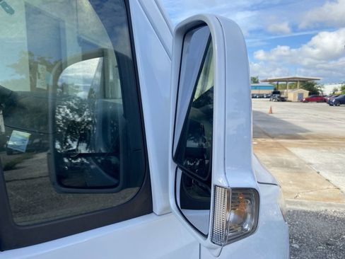 Used 2024 Mercedes-Benz Sprinter 2500 image 23