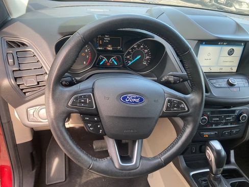 Used 2019 Ford Escape SEL AWD/4WD image 18