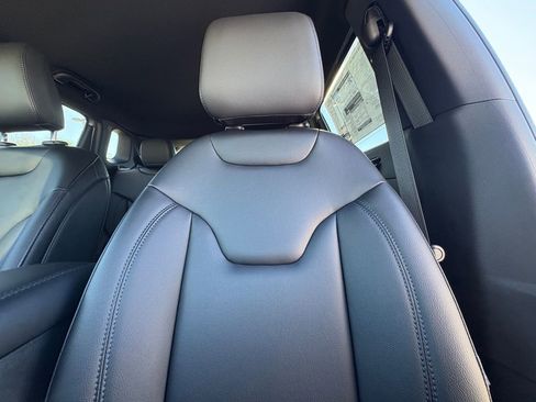 New 2026 Jeep Compass Limited image 13