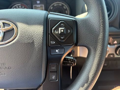 Used 2023 Toyota Tacoma SR AWD/4WD image 18