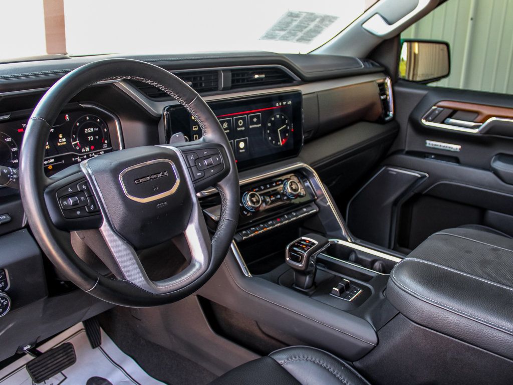 Used 2023 GMC Sierra 1500 Denali w/ Technology Package AWD/4WD image 19