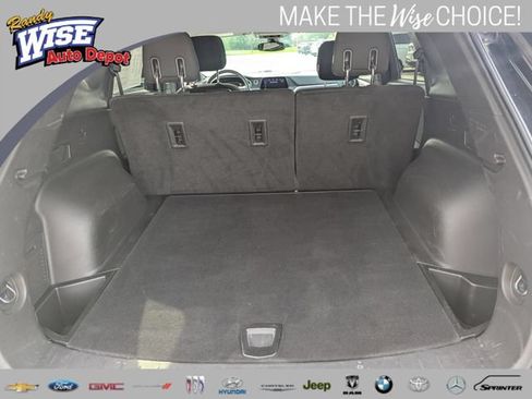 Used 2021 Chevrolet Blazer LT FWD image 18
