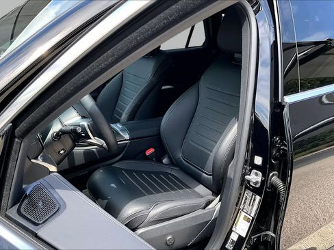 Certified 2026 Mercedes-Benz GLC 300 image 8