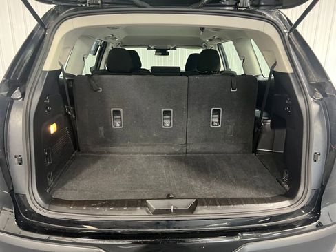 Used 2024 Subaru Ascent 8-Passenger image 8