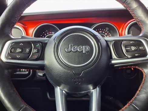 Used 2018 Jeep Wrangler Unlimited Rubicon image 16
