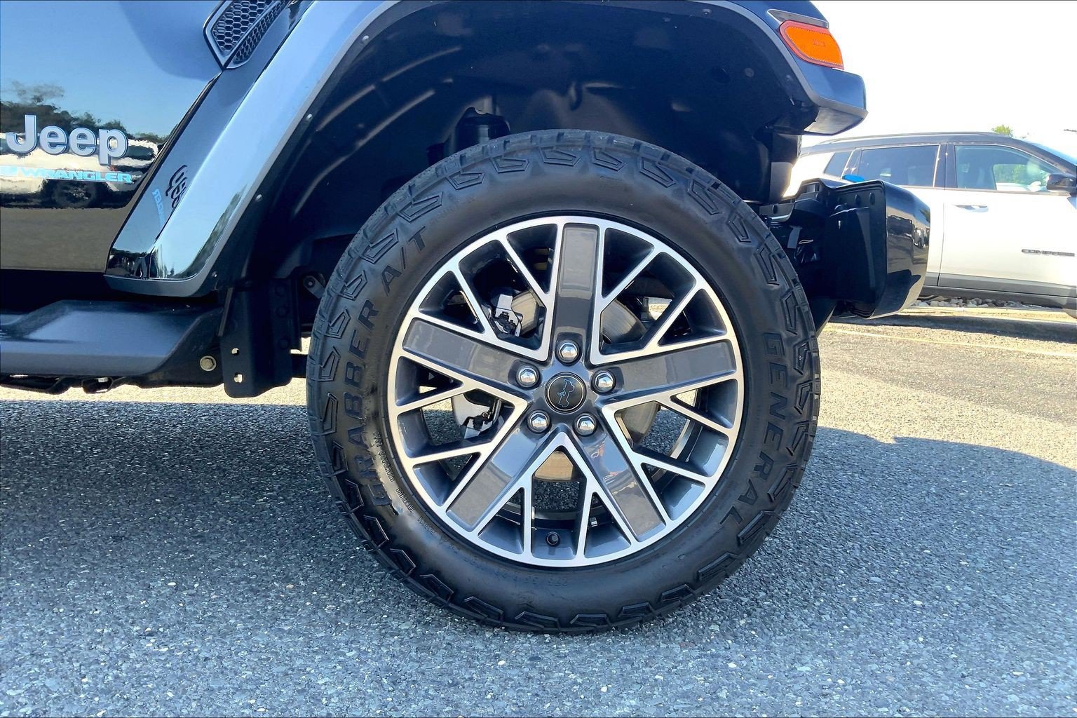 Certified 2024 Jeep Wrangler High Altitude AWD/4WD image 10