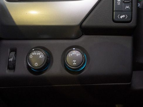 Used 2018 Chevrolet Tahoe LT image 21