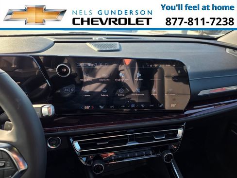 New 2026 Chevrolet Traverse Z71 w/ Enhanced Driving Package AWD/4WD image 20