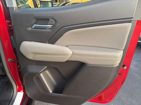 New 2026 Chevrolet Colorado ZR2 w/ Technology Package image 38