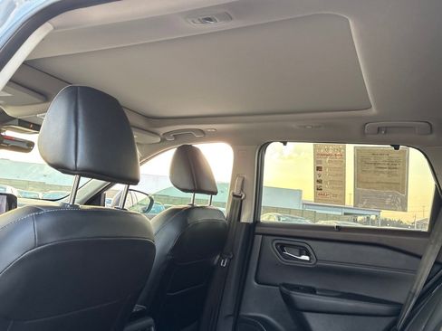 Certified 2023 Nissan Rogue SL w/ SL Premium Package image 32