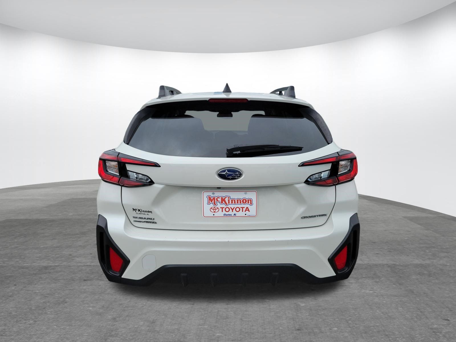 Used 2025 Subaru Crosstrek 2.5i Premium AWD/4WD image 6
