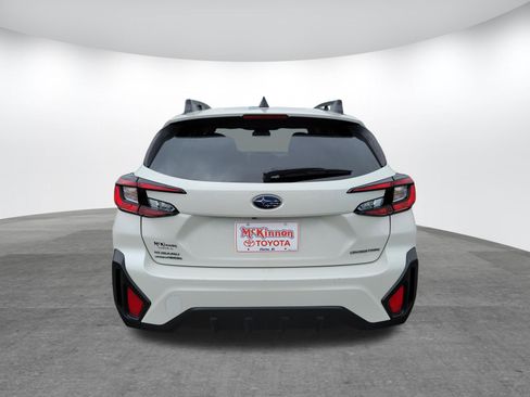 Used 2025 Subaru Crosstrek 2.0i Premium AWD/4WD image 6