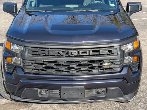 Used 2022 Chevrolet Silverado 1500 Custom image 12