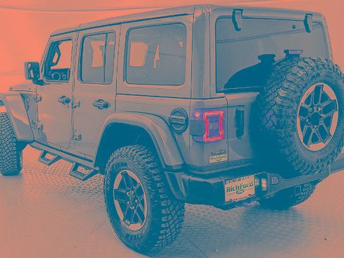 Used 2021 Jeep Wrangler Unlimited Rubicon AWD/4WD image 4