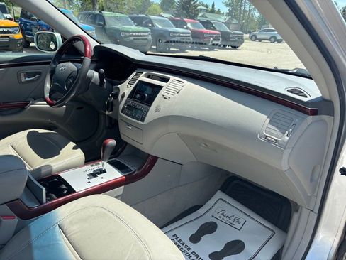 Used 2007 Hyundai Azera Limited FWD image 19