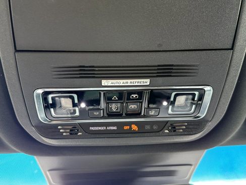 Certified 2024 Lincoln Nautilus Reserve w/ Equipment Group 202A image 33