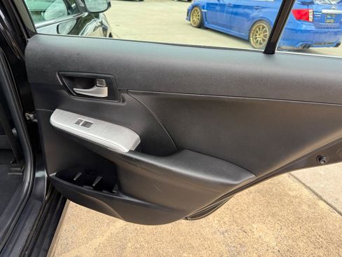 Used 2012 Toyota Camry SE FWD image 30