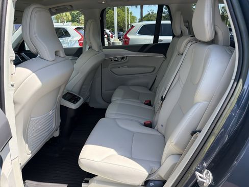 Certified 2023 Volvo XC90 B5 Core w/ Protection Package Premier image 32