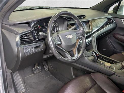 Used 2020 Cadillac XT6 Premium Luxury image 10