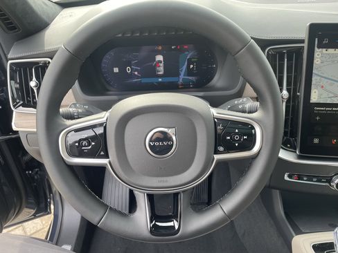 New 2026 Volvo XC90 T8 Ultra image 18