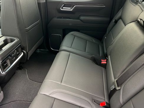 New 2026 GMC Sierra 1500 SLT AWD/4WD image 10