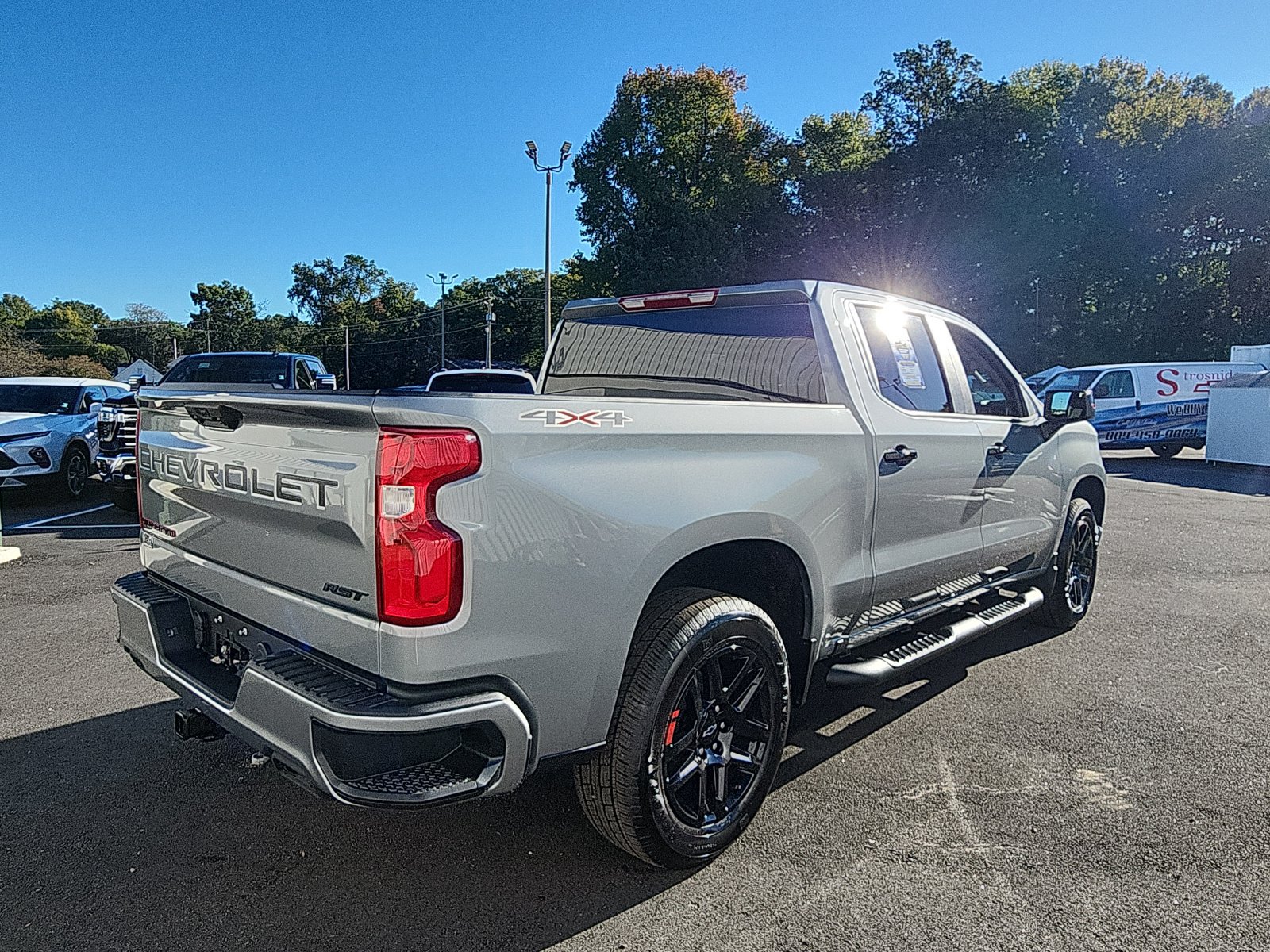 New 2026 Chevrolet Silverado 1500 RST w/ Redline Edition AWD/4WD image 5