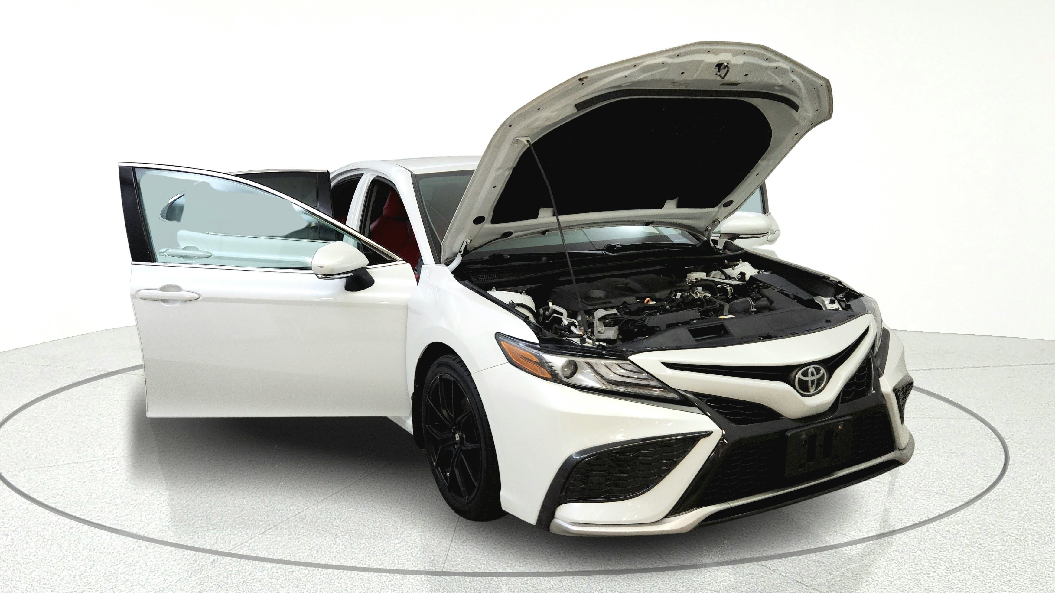 Used 2021 Toyota Camry XSE FWD image 9