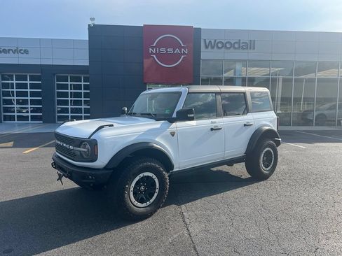 Used 2023 Ford Bronco Badlands AWD/4WD image 1