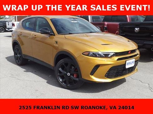 Used 2023 Dodge Hornet GT w/ Track Pack image 1