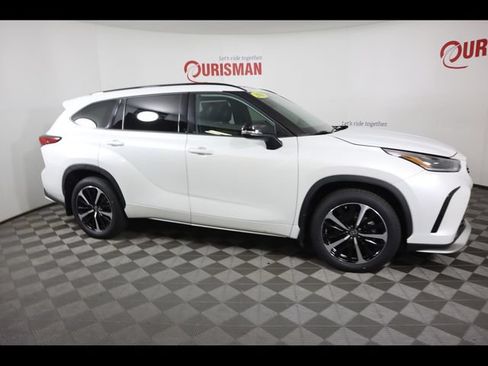 Used 2022 Toyota Highlander XSE AWD/4WD image 33