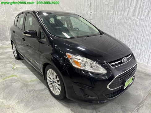 Used 2017 Ford C-MAX SE image 2